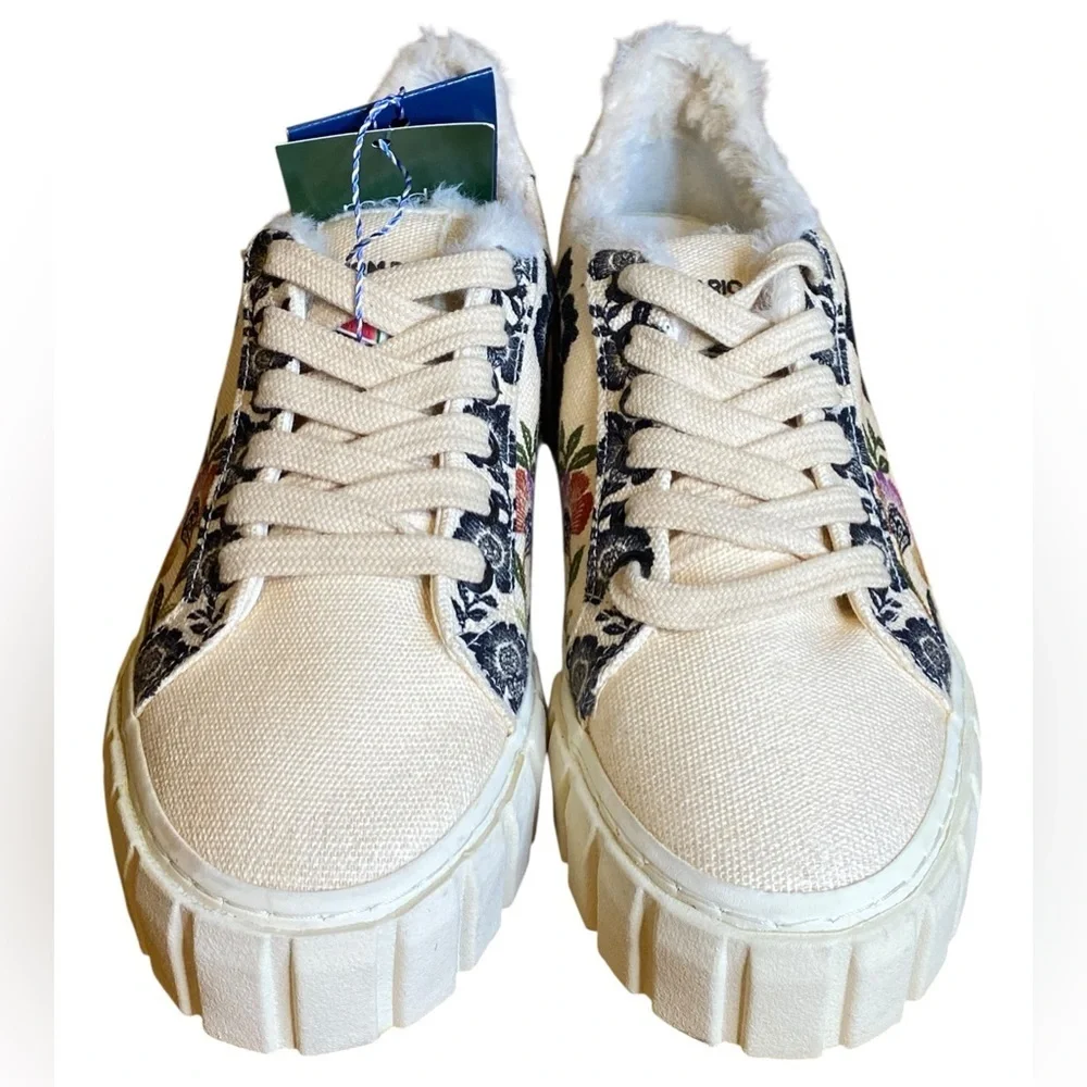 FARM Rio Romantic Garden Platform Sneakers Women’s Size 38.5 (size 8)